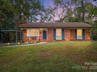 3027 Telford Pl, Charlotte, NC 28205