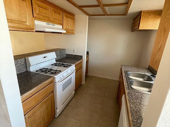 3rd image of 11927 1st Ave APT 7