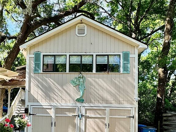 5th image of 409 Pine St