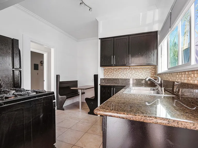 5965 Fountain Ave #1 — Photo 5