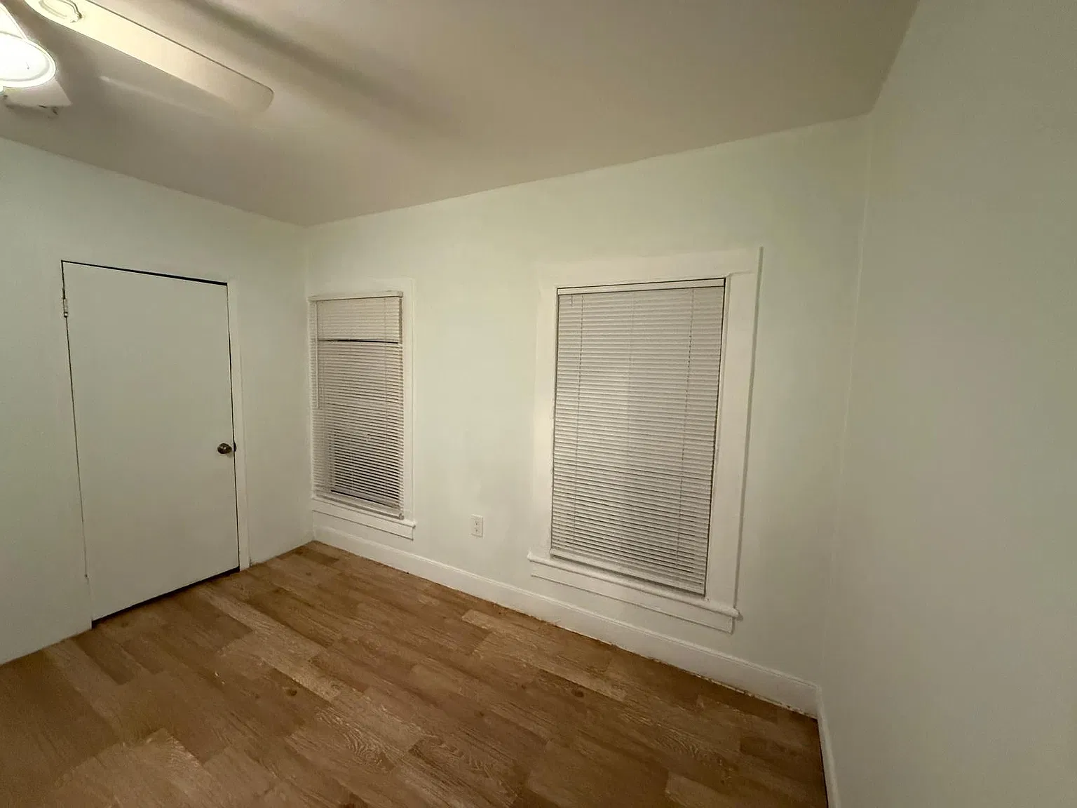2 bed, 700 sqft, $2,890 — Photo 3