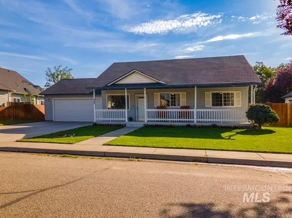 302 Crimson Cir W, Fruitland, ID 83619