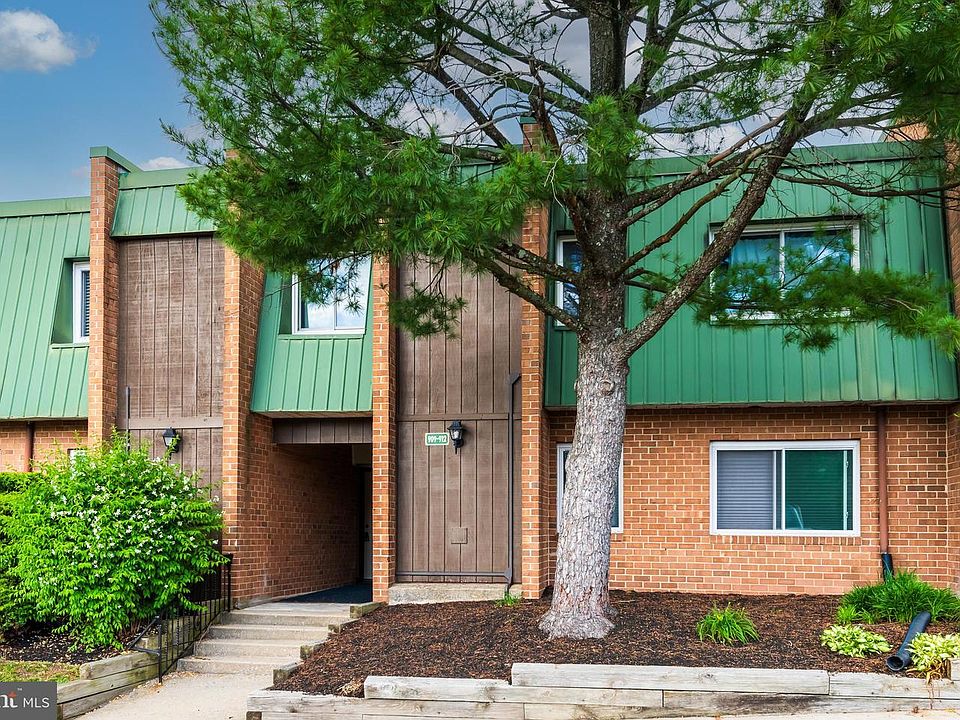 1st image of 912 Meadowview Ln #912