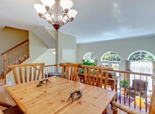 3401 Governors Crest Ct, Alexandria, VA 22310