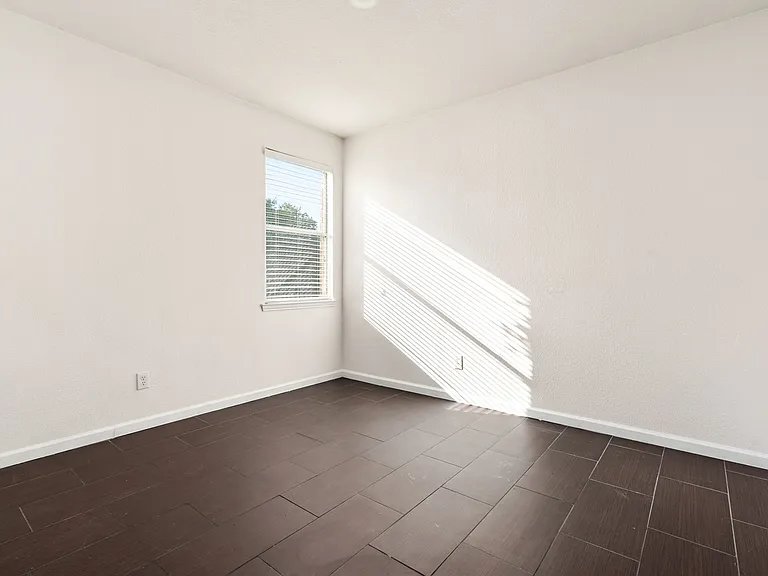 9001 Belvedere Dr — Photo 13