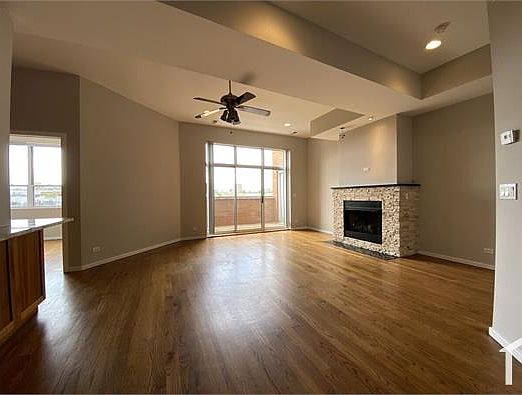 2nd image of 1820 N Milwaukee Ave