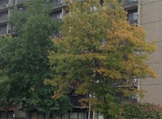 8920 Carnegie Ave, Cleveland, OH 44106