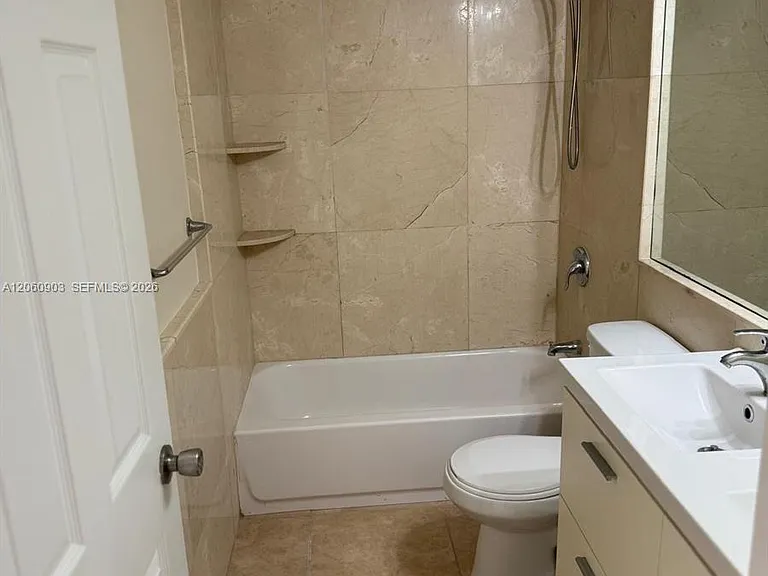 6045 NW 186th St #309 — Photo 3