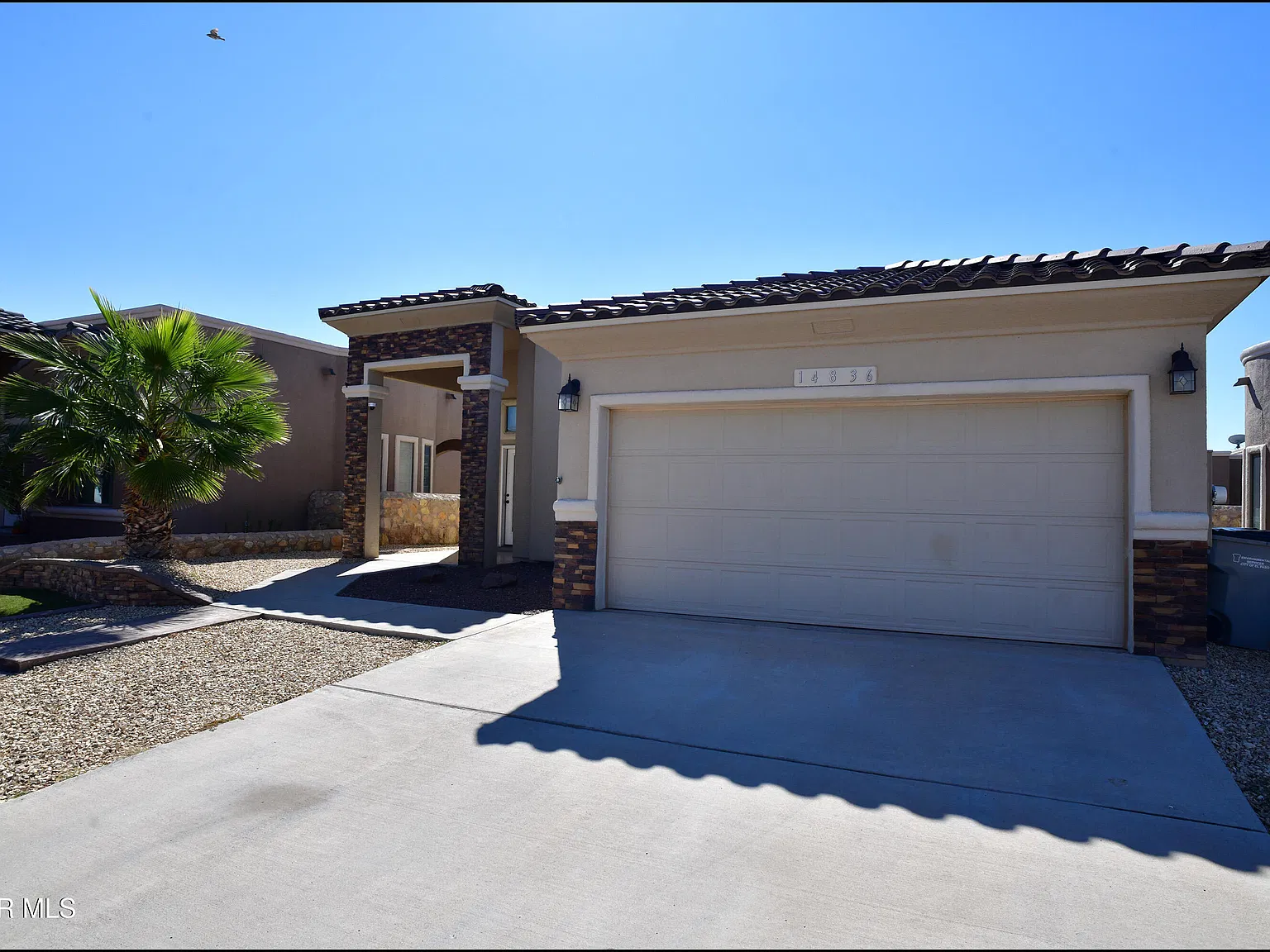 4 bed, 2.0 bath, 1568 sqft, $1,900 — Photo 3