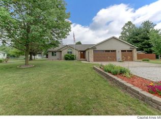 6207 E Walnut Rd, Springfield, IL 62712
