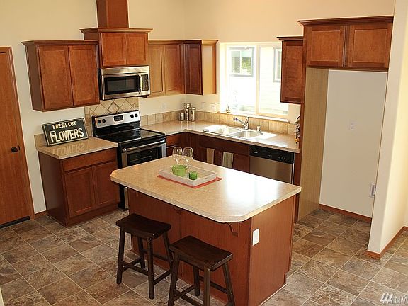 3rd image of 99 McDonald Creek Ln