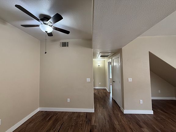 4th image of 2101 Hussium Hills St