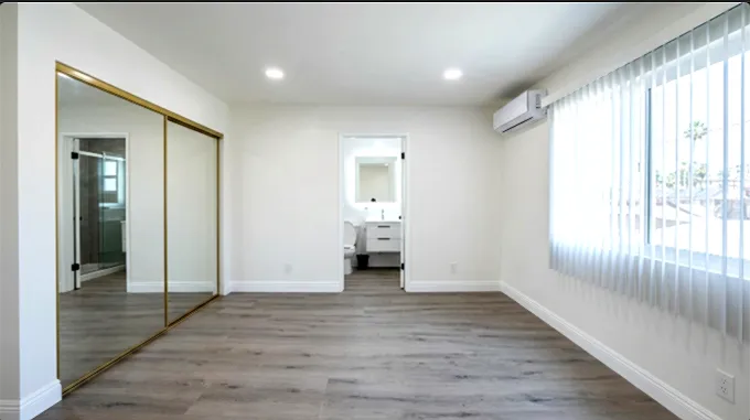 2014 S Burnside Ave #1/2 — Photo 10