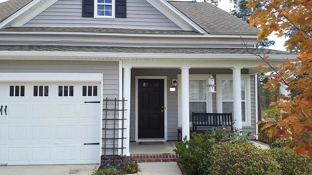 5 bed, 3.5 bath, 1991 sqft, $2,500 — Photo 1