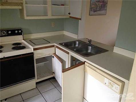 5th image of 9044 NW 28th Dr APT 3201