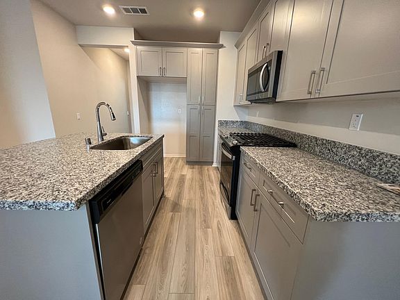 3rd image of 203 N Vincent Ave W
