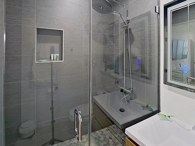10863 Kling St #4 — Photo 11