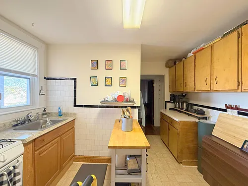 235 Highland Ave Photo 1