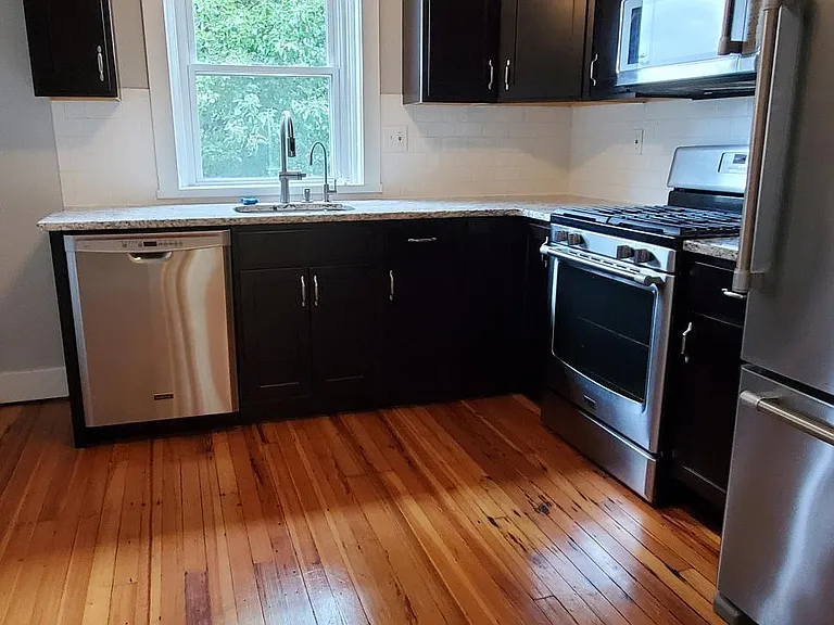 4224 Saline St — Photo 8