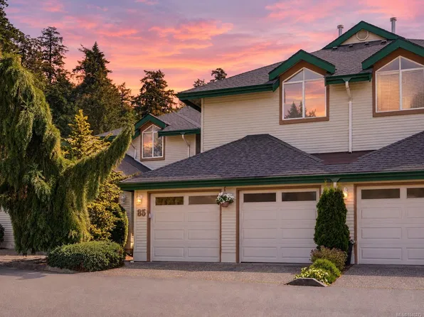 530 Marsett Pl #85, Saanich, BC V8Z 7J2