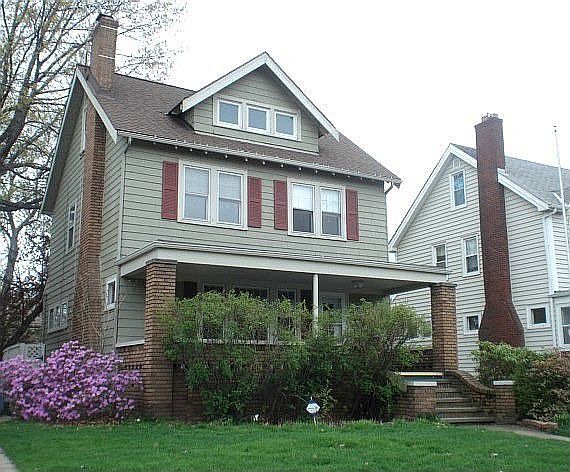 1st image of 323 E 214th St
