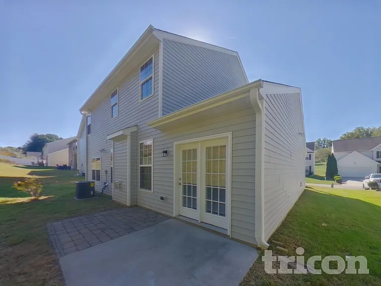 2558 Fiddlers Glenn Dr — Photo 17