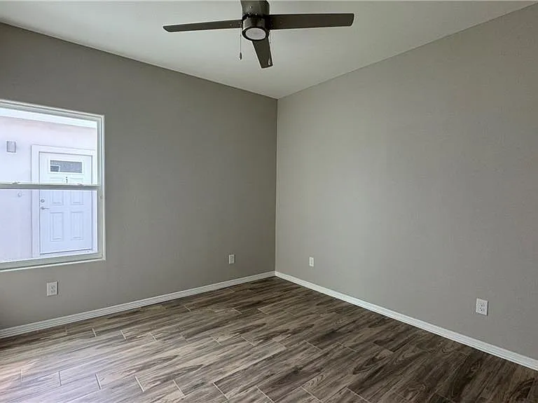 4120 La Vista Ave #4 — Photo 7