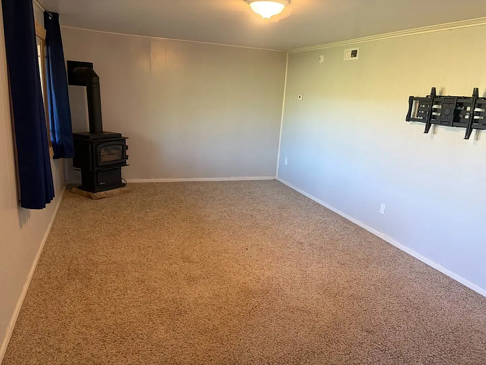 2 bed, 920 sqft, $1,650 — Photo 3