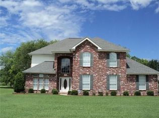 8 Muirfield Dr, La Place, LA 70068