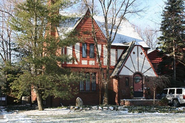 771 Fisher Road, Grosse Pointe