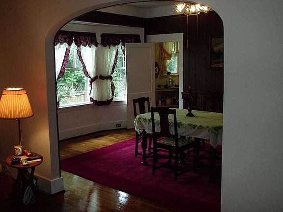 Looking into dining room fro