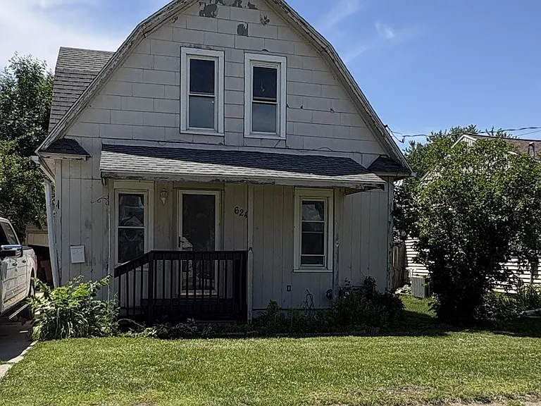 624 Magnolia Pkwy — Photo 10