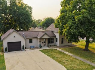 1011 N Ave, Milford, IA 51351
