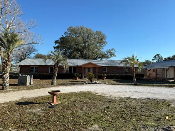 254 Court St, Port Saint Joe, FL 32456