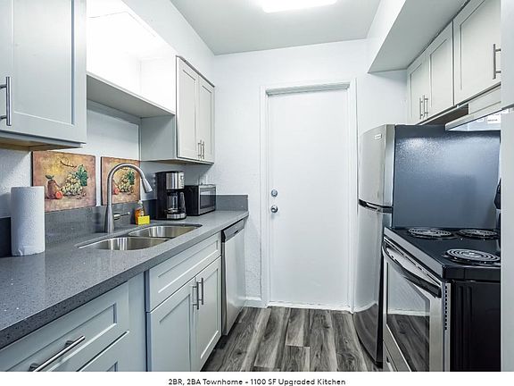 2nd image of 455 Sierra Vista Dr APT 305