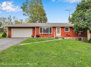 5135 Davis Hwy, Grand Ledge, MI 48837