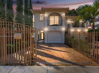 Bridgeport Grove, Miami, FL 33133