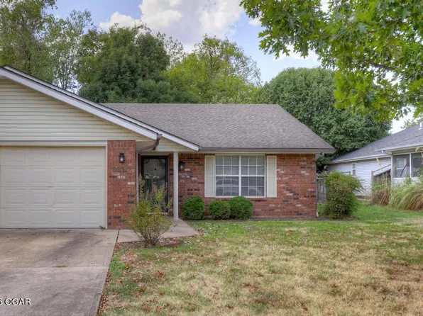 3310 Poplar Dr, Joplin, MO 64804