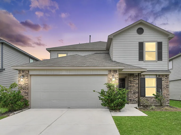 4231 Tulip Oak Dr — Photo 2