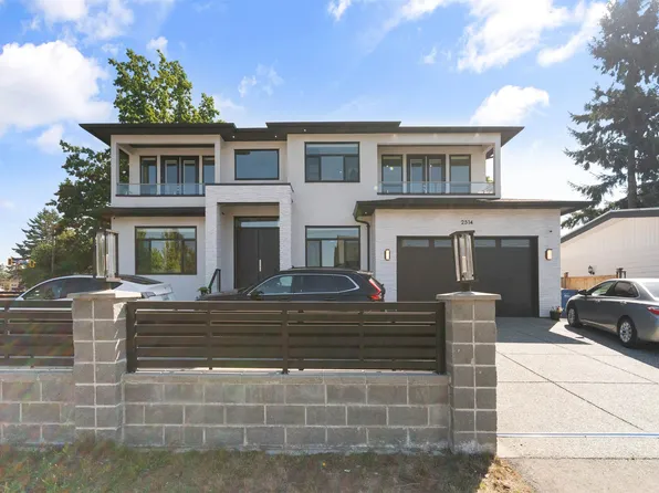 2514 Lynden St, Abbotsford, BC V2T 3C3
