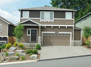 19807 77th Ave NE, Kenmore, WA 98028