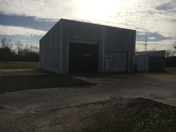 3rd image of 40193 Patty Jo Ln