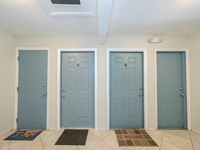 Interior_938NorthernDr_LP_31_11142025