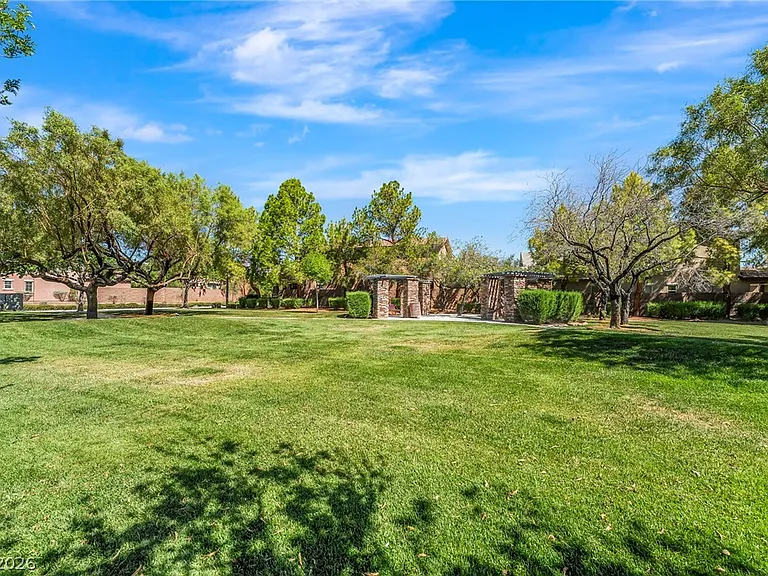 2155 Spurs Ct — Photo 33