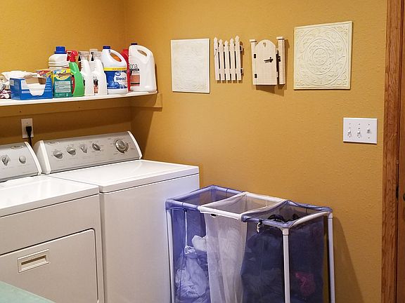 5th image of 2638 Augusta Dr