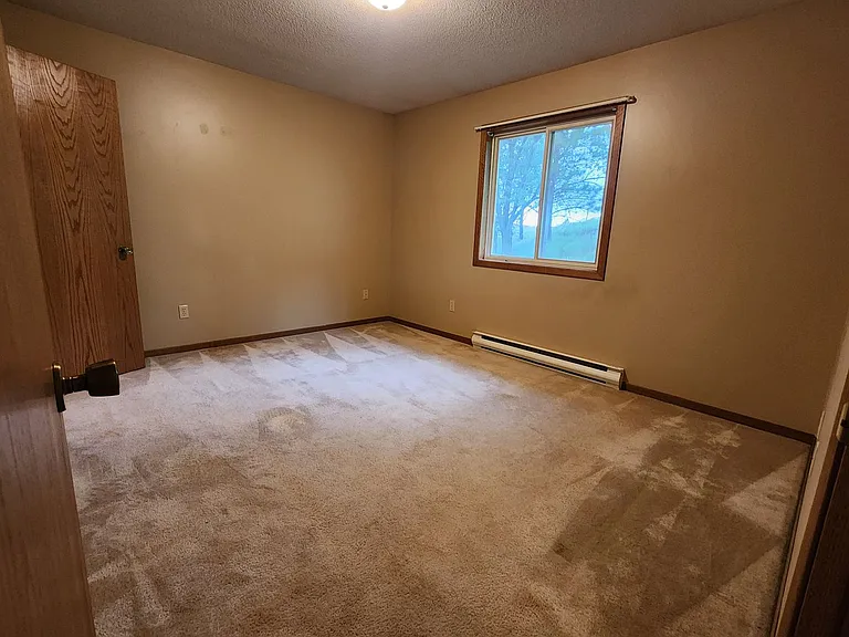 4001 Yucca Dr — Photo 11