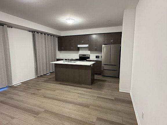 5th image of 278 Wellandvale Dr