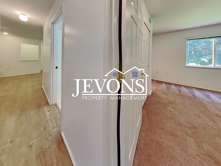 25235 SE Klahanie Blvd #P102 — Photo 27