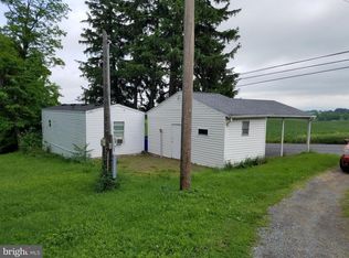 4051 Wayne Rd, Chambersburg, PA 17202