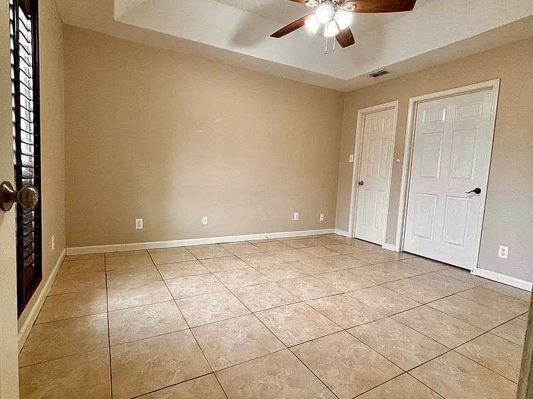 307 S Sol Dorado St — Photo 9
